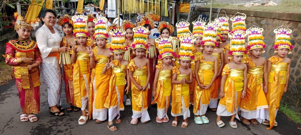 Balinese Danseressen Begeleide Reizen